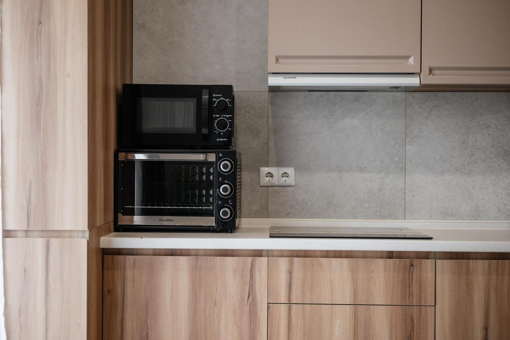 Luxury Apartments “Bozdosh” ウージュホロド エクステリア 写真